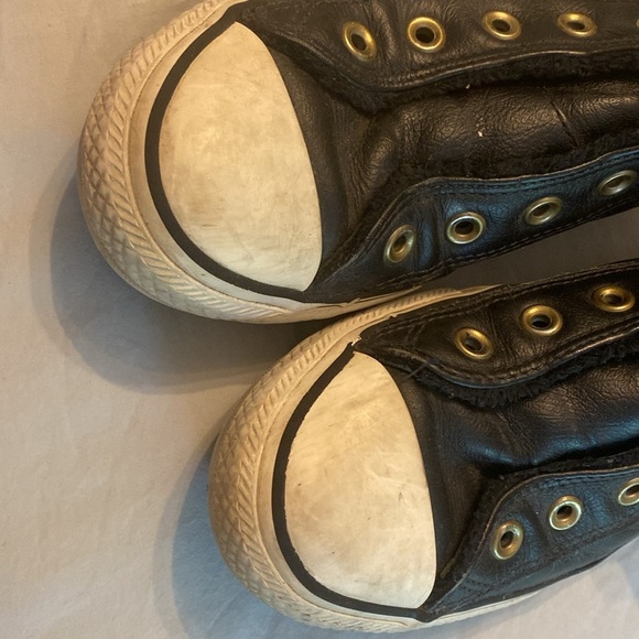 Converse Taylor Chelsea size 8 - Picture 3 of 7